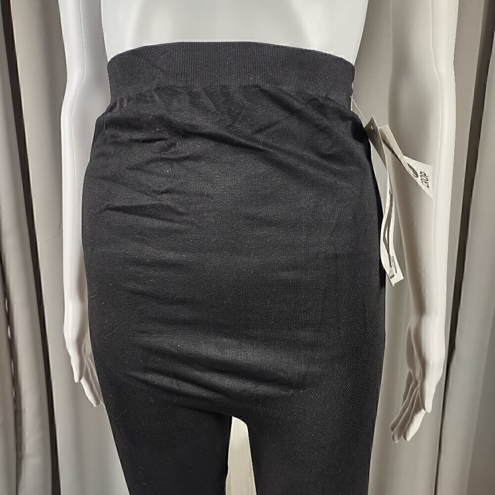 Preggo Leggings Black Maternity Capri, Crop, Style PL01 Size XL to 2XL (NWT) - Picture 3 of 9
